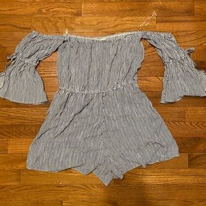 American Eagle romper